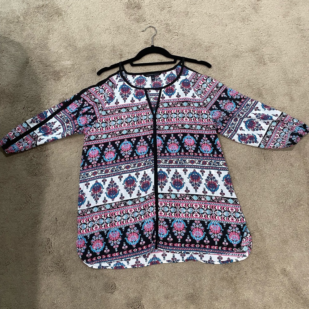 Signature Studio Women’s shirt